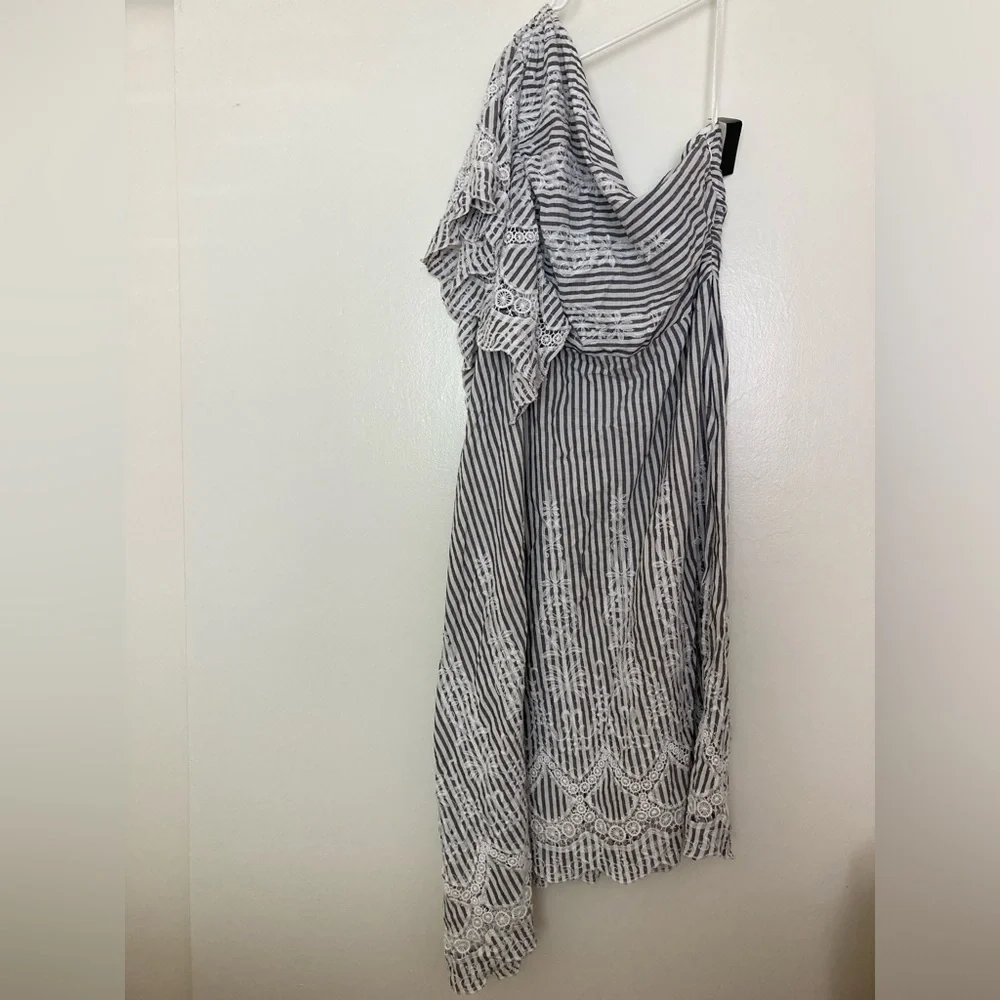 NWT Venus ✨NEW✨ Embroidered Linen Dress One Shoulder Asymmetrical striped - Picture 6 of 8